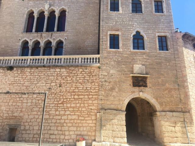 Villa Castel บาเล ภายนอก รูปภาพ